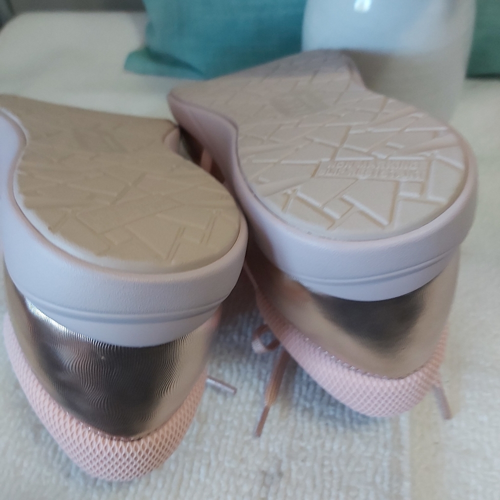 TRAQ by Alegria sneakers walking shoes pink gold - Picture 12 of 15